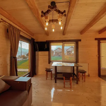Eco Centr Zrub Maydan