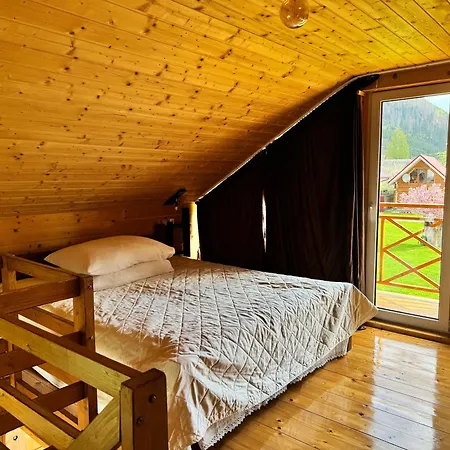 Inn Eco Centr Zrub Maydan