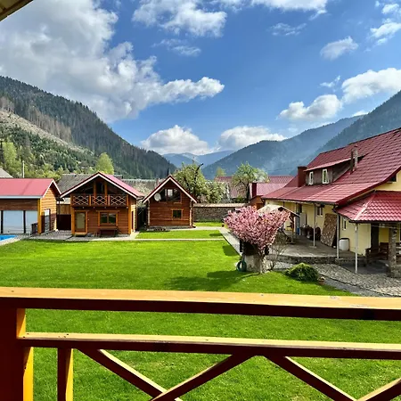 Inn Eco Centr Zrub Maydan