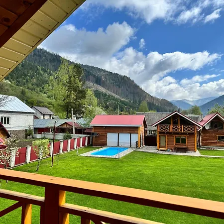 Eco Centr Zrub Inn