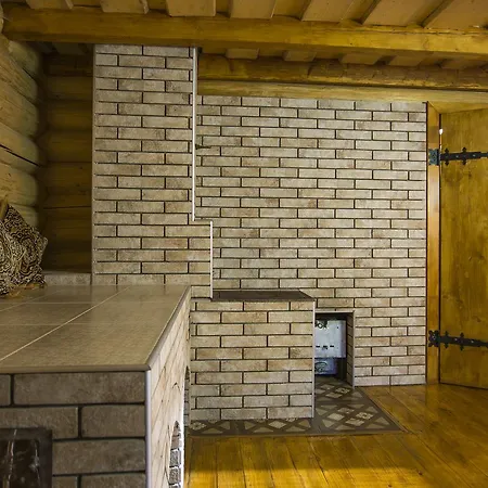 Eco Centr Zrub * Maydan