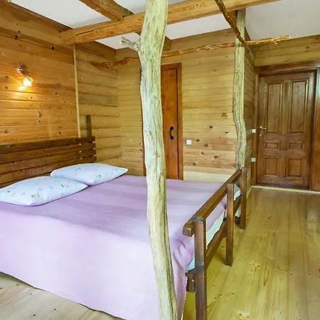 Inn Eco Centr Zrub Maydan