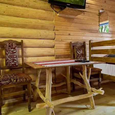 Eco Centr Zrub Inn Maydan