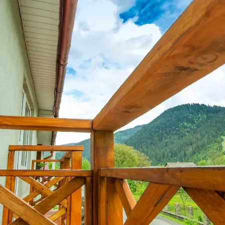 Eco Centr Zrub Inn *