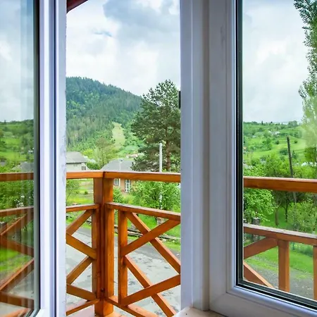 Eco Centr Zrub Inn Maydan