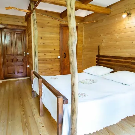 Eco Centr Zrub Inn *