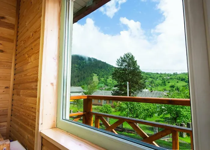 Eco Centr Zrub Maydan