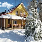 Eco Centr Zrub * Maydan