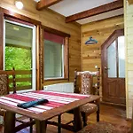 宾馆 Eco Centr Zrub Maydan