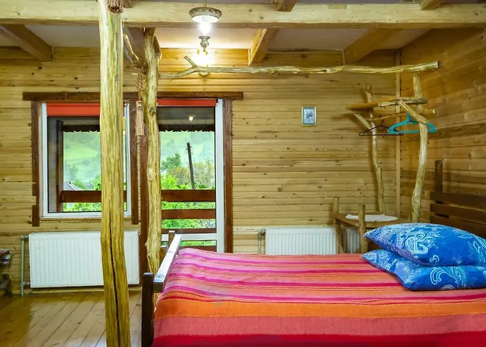 Inn Eco Centr Zrub Maydan