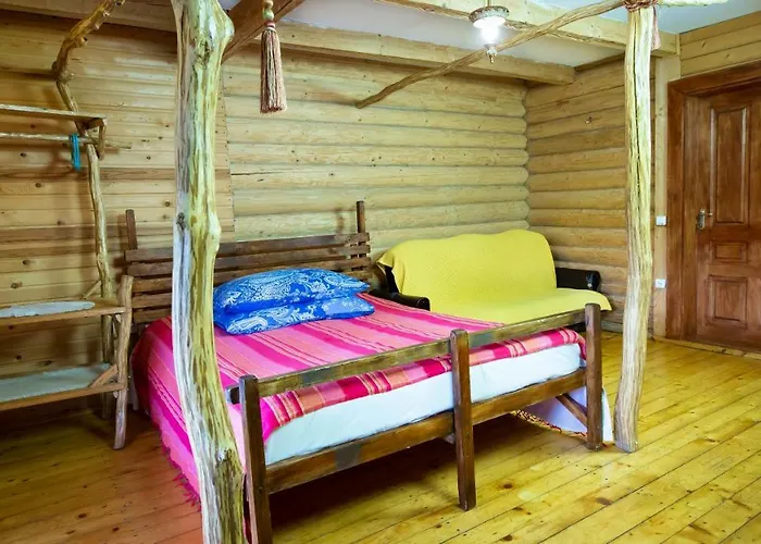 Eco Centr Zrub Inn Maydan