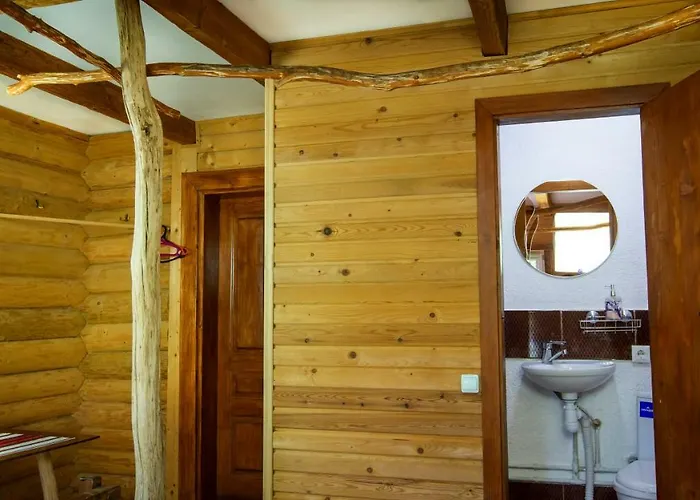 Inn Eco Centr Zrub Maydan
